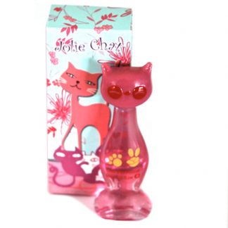 fragrance in the shape of a cat